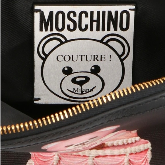 Authentic MOSCHINO leather/texture Teddy Cake zip Crosby - Picture 14 of 16